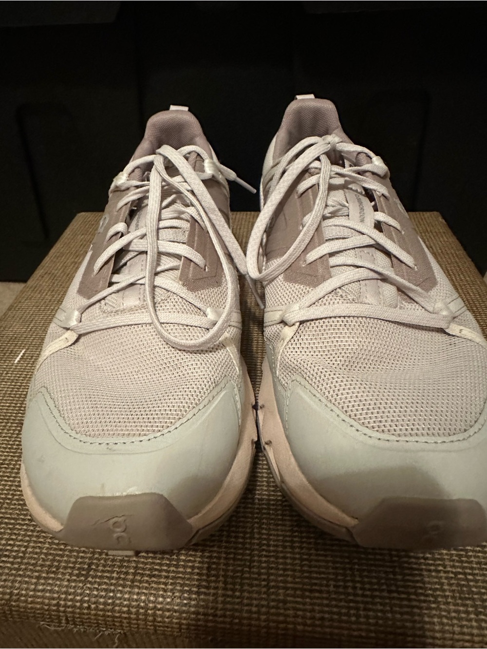 On Running women's sneakers in light beige and blush - Picture 2 of 14